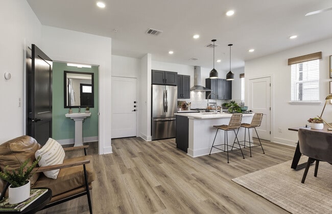 Escalon Townhomes apartments — community photo - Escalon Townhomes