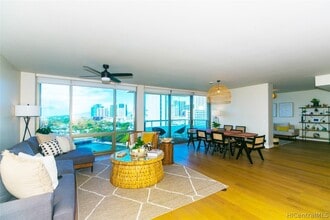 Building Photo - 1551 Ala Wai Blvd