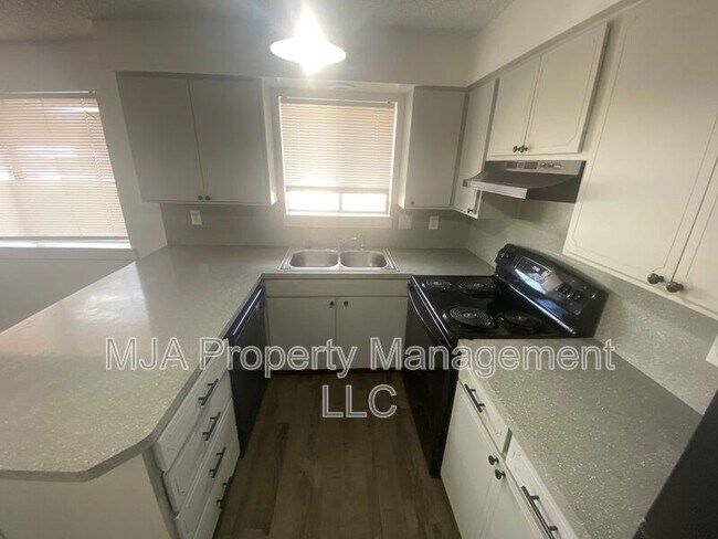 Building Photo - 1428 W 300 N