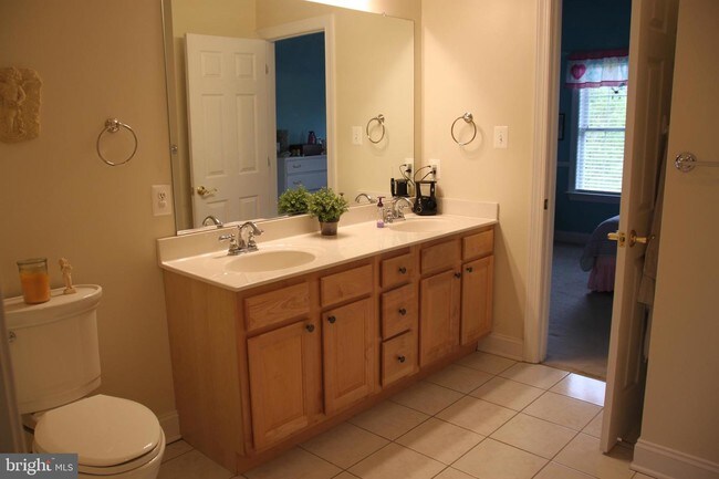 Foto del edificio - 1425 Cedar Grove Rd