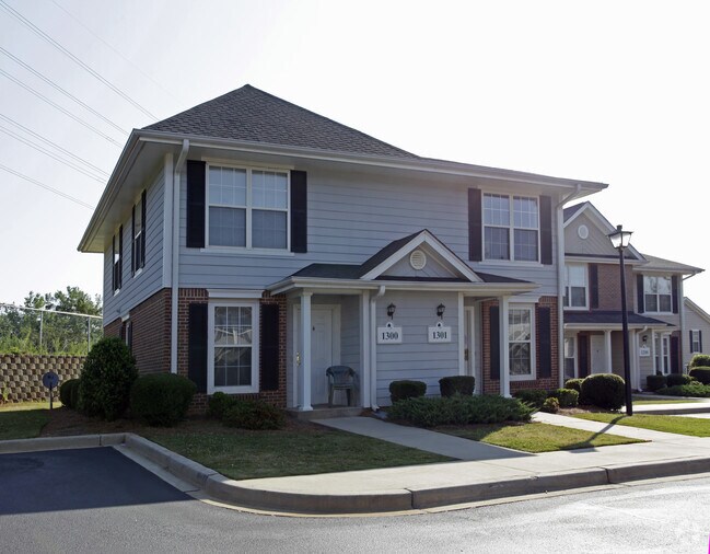 Apartamentos Magnolia Place - Exterior del edificio - Magnolia Place Apartments