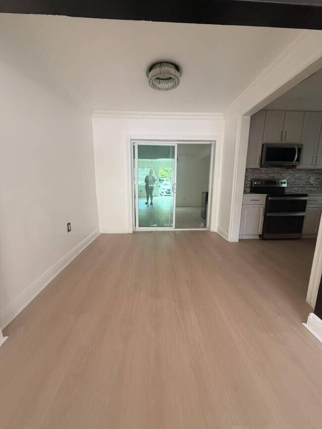 Foto del edificio - 905 S L St