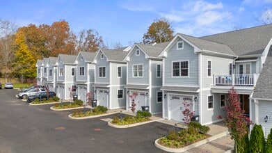 Building Photo - The Landing at Guilford