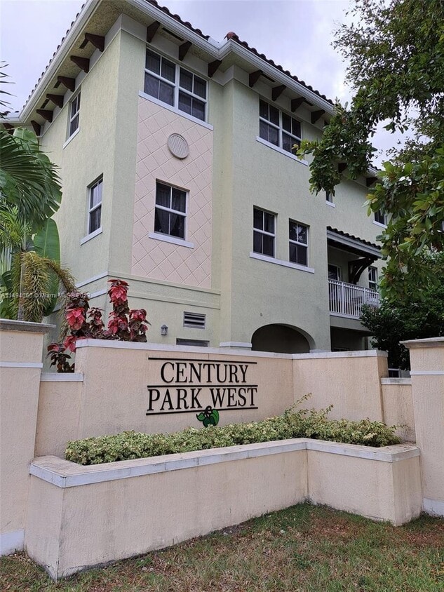 Foto principal - 210 NW 109th Ave