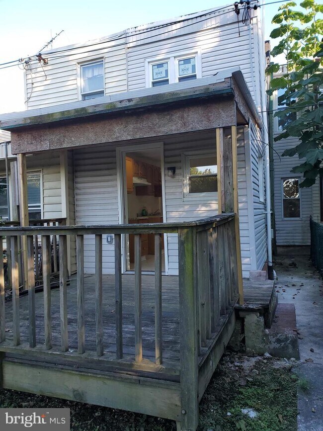 Building Photo - 7237 Grays Ave