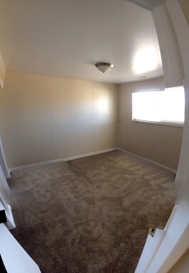 Building Photo - 5590 S 2350 W