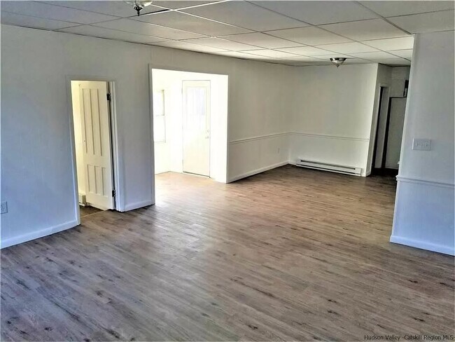 Living Room - 522 Main St