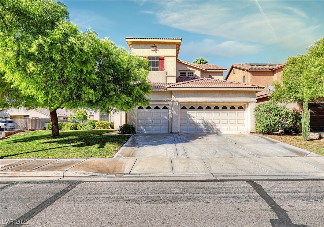 Foto principal - 5904 Bluthe Bridge Ave