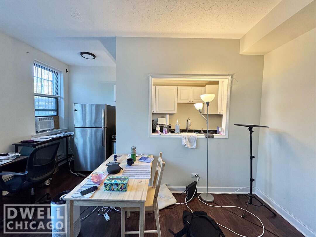 Foto principal - 3333 N Marshfield Ave