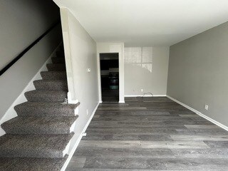 Foto del edificio - Spacious 2-bedroom 1 Bath Townhome