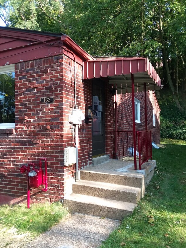 162 Mount Lebanon Blvd, Pittsburgh, PA 15228 Townhouse for Rent in Pittsburgh, PA