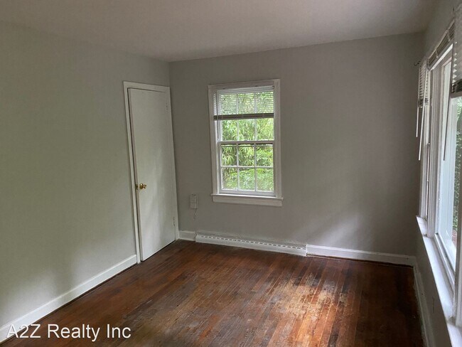 Foto del edificio - 2 br, 1 bath House - 739 Raleigh Road