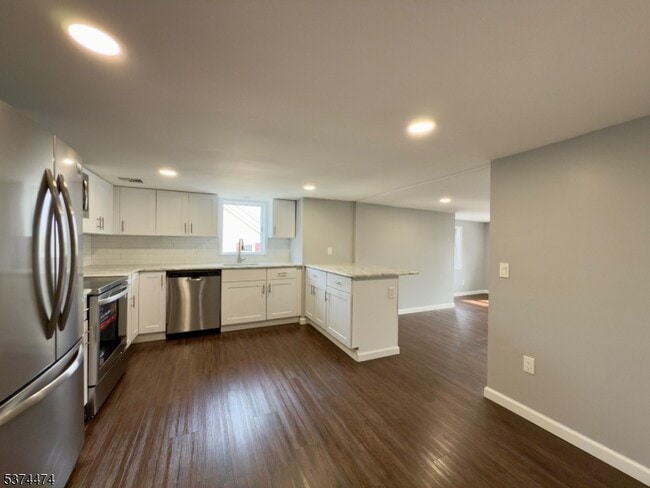 Building Photo - 274 US-202