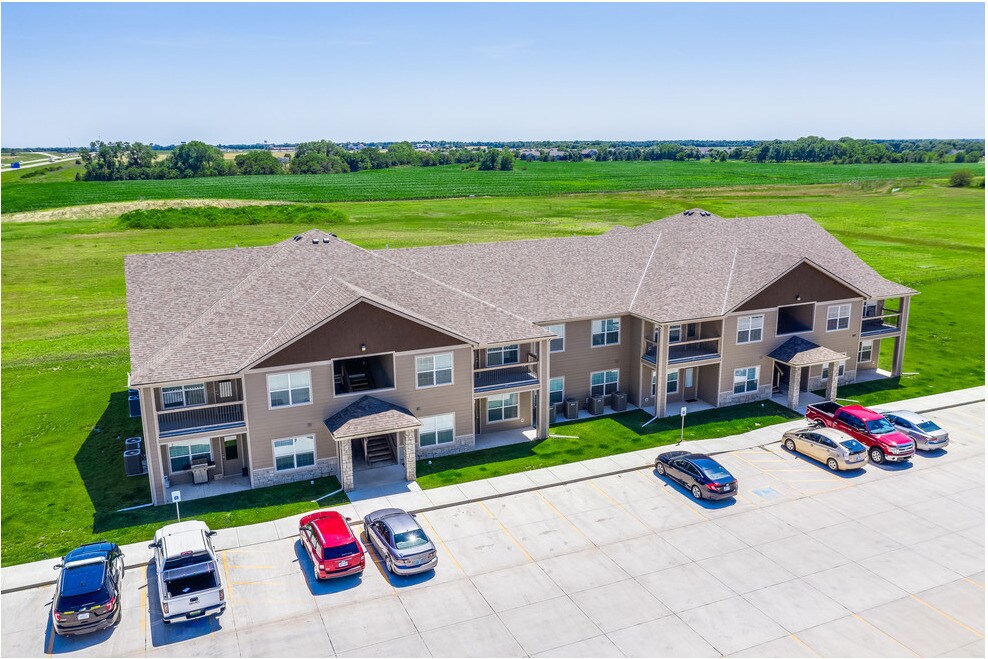Cottonwood Crossing Apartments Apartments in Newton, KS