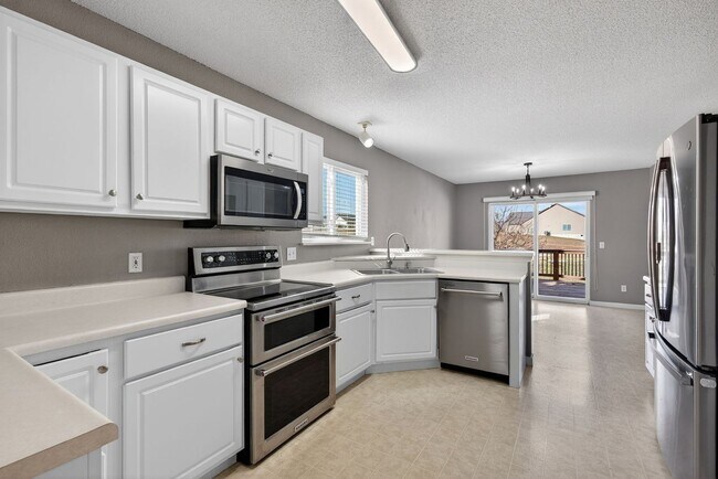 Foto del edificio - Beautiful 3 Bedroom, 3 Bath Single-Family Home in Wentzville