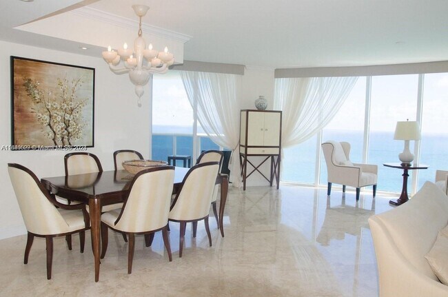 Foto del edificio - 17201 Collins Ave