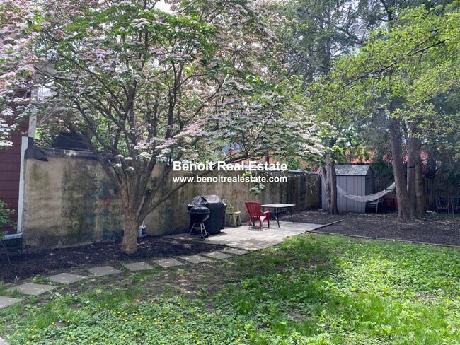 Foto del edificio - 49 Winslow Ave
