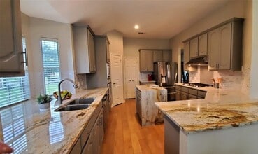 Building Photo - 1411 Pine Mills Dr