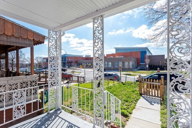 Building Photo - 7704 Gough St