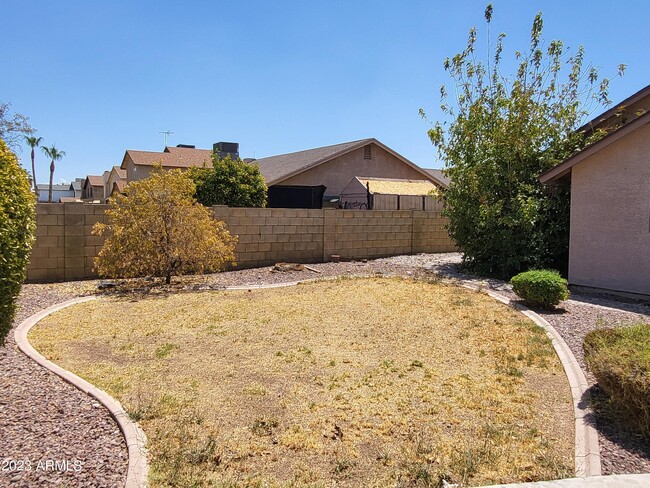 Building Photo - 7410 W Cholla St