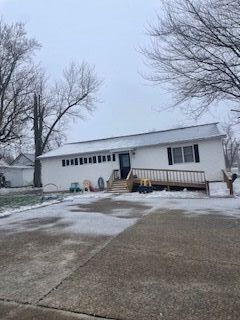 Foto principal - 203 E Poplar St