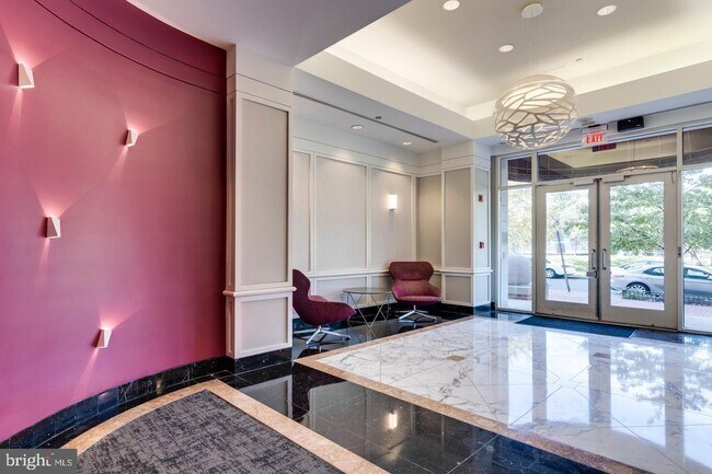 Building Photo - 1275 25th St NW