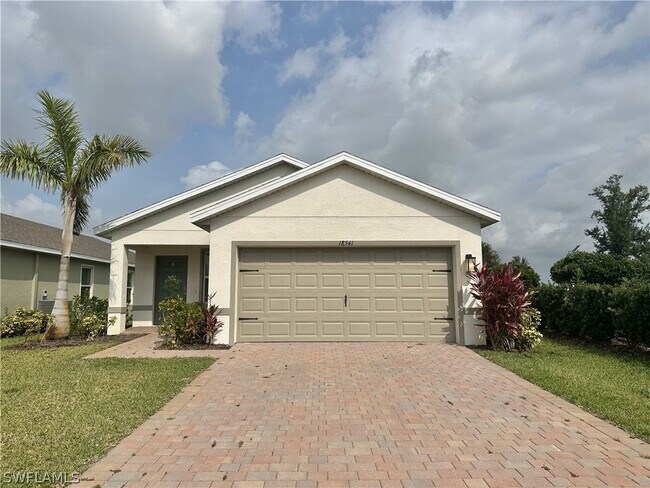 Building Photo - 18541 Cronin Sand Ln