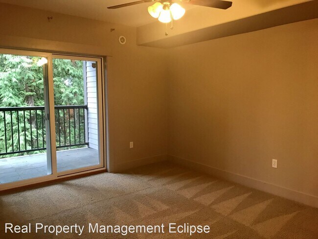Building Photo - 3 br, 2 bath House - 18609 SE Newport Way ...