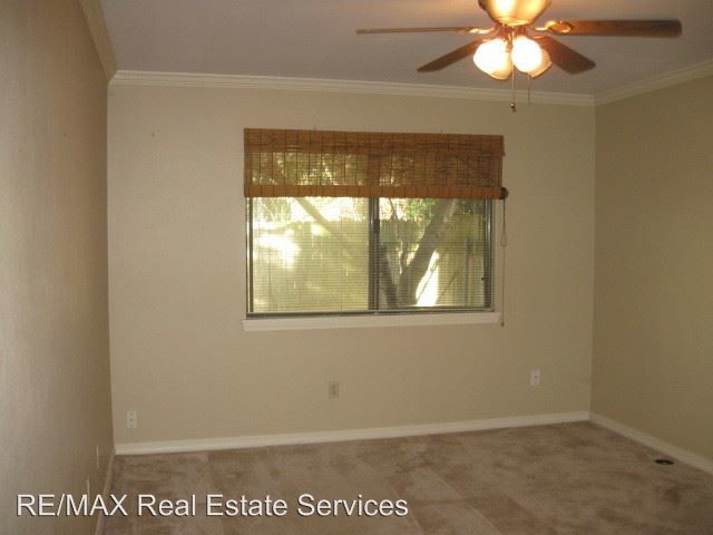 Foto del edificio - 3 br, 2 bath House - 13 Chimney Stone Way