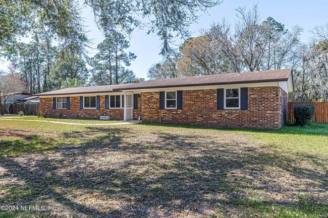 Building Photo - 4870 Tara Woods Dr E