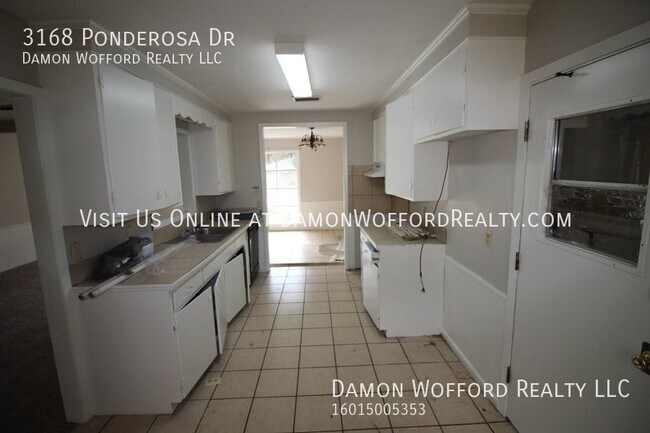 Building Photo - 3168 Ponderosa Dr - 3 beds, 2 full baths