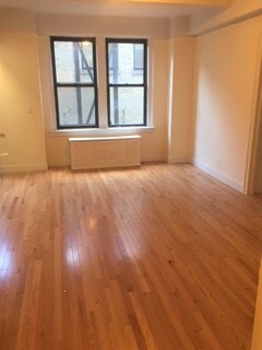 Building Photo - 145 W 96th St