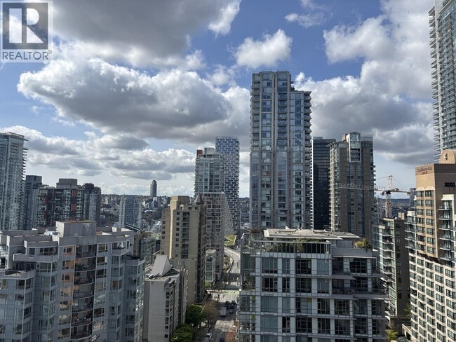 Building Photo - 1189 Howe St