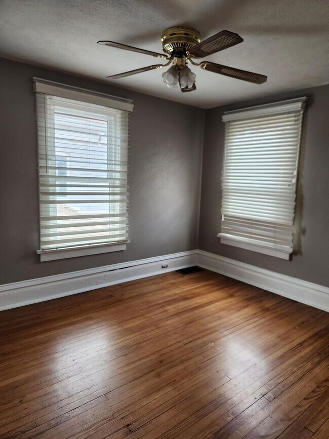 Foto del edificio - 2 bedroom with 1 bath