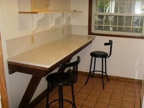 Foto del edificio - 704 Sparks Ave