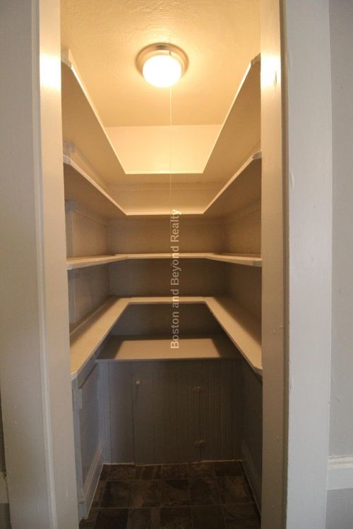Foto del edificio - 33 Lourdes Ave