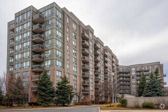 Building Photo - 1720 Eglinton Ave E