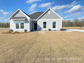 Building Photo - 162 W Meadow Dr