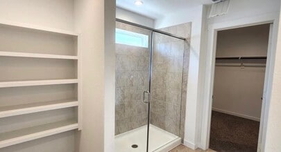 Building Photo - 3926 Pierce Pl Ln