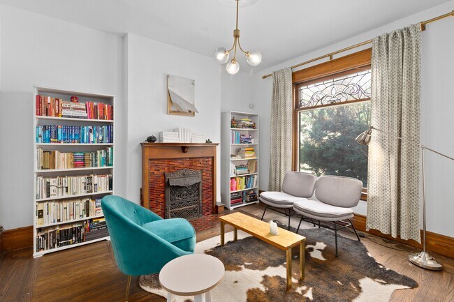 Foto del edificio - 1531 Vinewood St