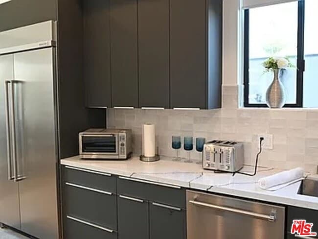 Building Photo - 1410 Coronado Terrace