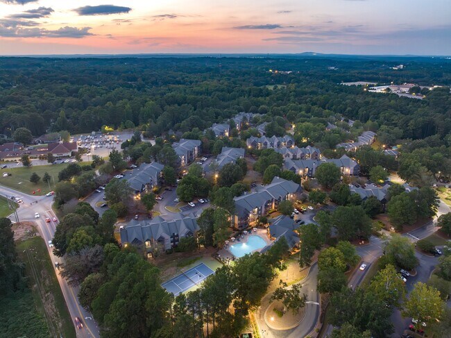 Foto del edificio - Wesley Hampstead Apartments at Douglasville