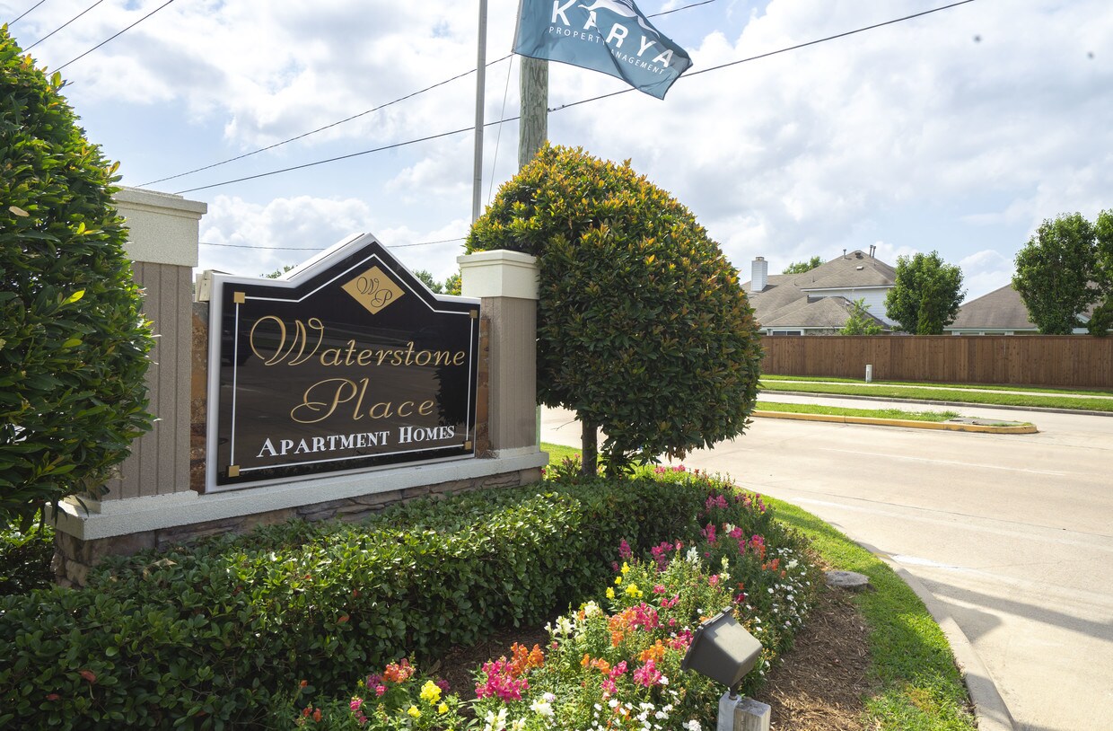 Waterstone Apartments Alquileres en Stafford, TX
