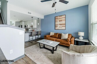 Building Photo - 8511 Myslak Wy