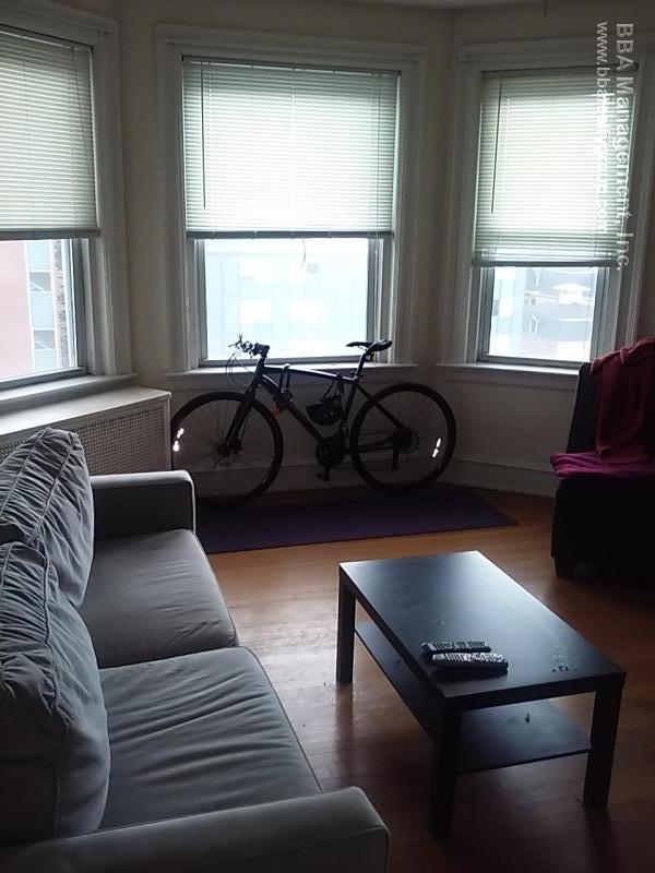 Foto del edificio - 1654 Massachusetts Ave