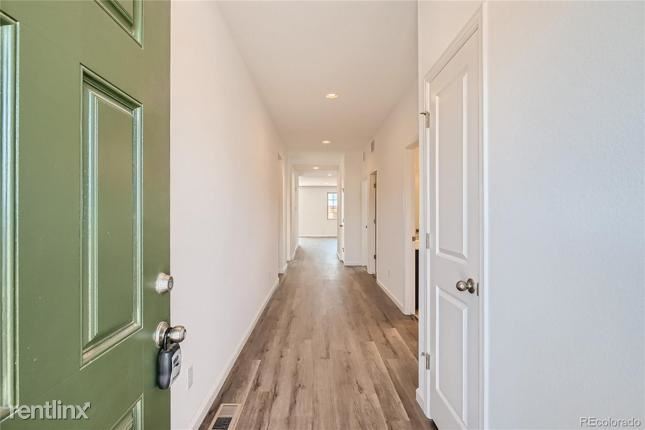 Foto del edificio - 3 br, 2 bath House - 27580 i E Cedar Place