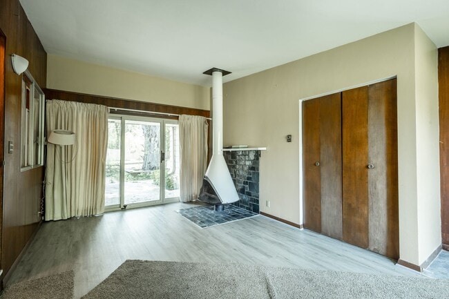 Foto del edificio - Come home to the serenity of Mequon-Thiensville