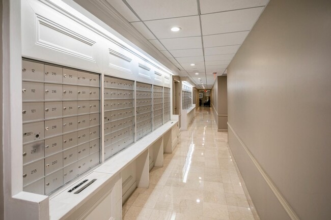 Foto del edificio - 4601 N Park Ave