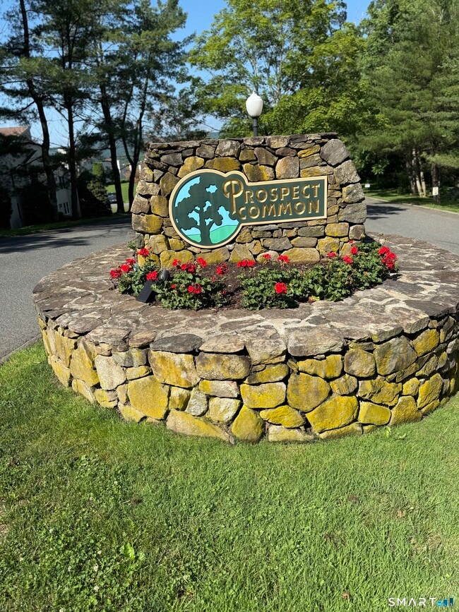 Building Photo - 115 Beard Dr