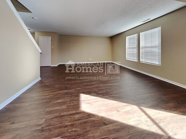 Foto del edificio - 1447 Dowell Street